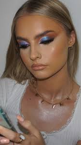 Pin van Melissa Legrand op Make up