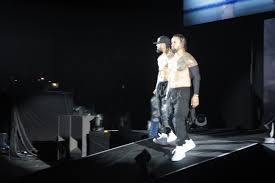 Jimmy' twin brother joshua served as the best man in their wedding. The Usos Wikipedia