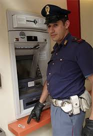 Durante l'anno, il gruppo offre interessanti opportunità di lavoro in banca. Crema Clonato Il Bancomat Della Banca Agricola Mantovana Indagini Della Polizia