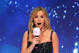 В 1995—2003 года аманда была замужем за актёром лесом деннисом (род.1953). Amanda Holden Britain S Got Talent Needs Live Audience London News Time