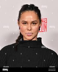 Anna Enger's Instagram, Twitter & Facebook