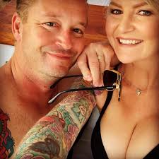 Holy moly! My boobs look enormous 😳😂 Spot the one which had a full  mastectomy (which my kids endearingly call “the barbie boob” as it's minus  a nipple ...) bet ya can't. #