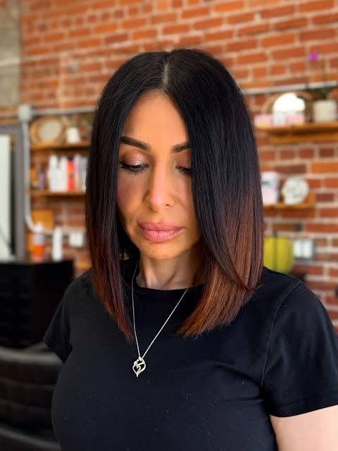52 Perfect Shoulder-Length Haircuts for Fine Hair in 2026