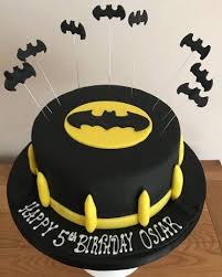 Batman Birthday Cake Without Figure Batman Birthday Cakes Superhero Birthday Cake Fondant Cakes Birthday