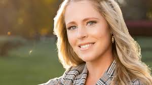 LI writer Kalyn Fogarty talks about 'What We Carry,' Book Revue