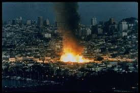 San Francisco Loma Prieta Earthquake 1989 Fire Erupts With Images Oakland San Francisco San Francisco Earthquake San Francisco Bay Area