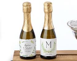 Les étiquettes sont 3,75 x 4 » et sont imprimées sur papier autocollant brillant 60#. Etiquettes De Bouteilles De Vin Miniatures Personnalisees Jardin Botanique Mariage Deco Belle Nuance