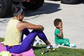 Allyson felix sample social media posts. Yes That S Allyson Felix Running Down Your Block The New York Times