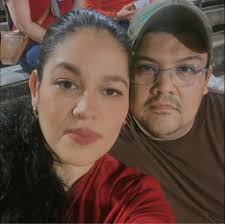 Kick back, toss your peanuts shells and worries aside, and raise your  drinks to crushing yet another week 🍻