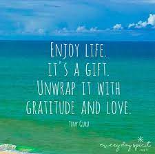  Each Day Brings New Precious Gifts To Appreciate Gratitude For The App Of Beautiful Wallpapers Www Everydays Gratitude Quotes Inspirational Words Gratitude