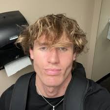 Danny McMahon (@d_crossover11) • Instagram photos and videos