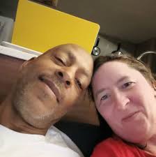 Have you or someone you know been affected by cancer? I'm doing the Gilda's  Club 5K this Saturday in honor of my late friend Andy Isaac, a Detroit  sports legend. Please consider