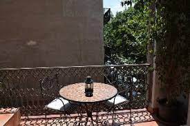 Offering a variety of facilities and services, the hotel provides all you need for a good night's sleep. Hostel 2 Hotel Hostal Center Inn In Eixample Barcelona Spanien