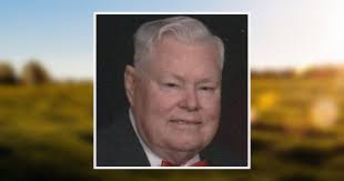 Lonnie Palmer's Instagram, Twitter & Facebook