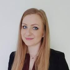 Linda Stier's Instagram, Twitter & Facebook