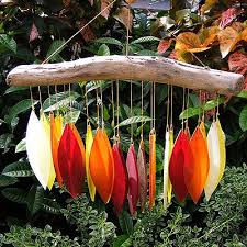 Leaves Windchime I Really Like The Idea Of Using A Piece Of Wood For The Base You Could Mix This Up With A Va Glass Wind Chimes Wind Chimes Glass Windchimes