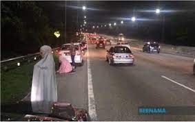 Translation of jalan raya in english. Pengguna Jalan Raya In English
