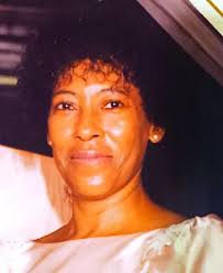 Carolyn Orrick's Instagram, Twitter & Facebook