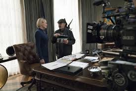 Now, drew and his crew shot the timelapse sequences for the opening credits of house of cards, netflix's first original series. New House Of Cards Season 6 Trailer Has Claire Defending Her Destiny Digital Trends