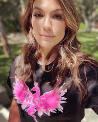 I am constantly amazed by the strength and courage of women like Samantha  Smith. It's an honor to #Rise with you. A portion of all proceeds will  benefit Equal Hope, helping all