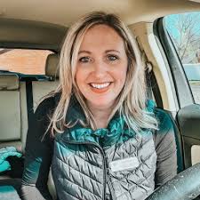 Today marks 25 years with Edward Jones — and while a lot has changed, what  hasn't is my love for the work, the people, and the growth that's come with  both. I've