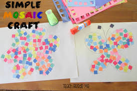 Learn how to make paper mosaics with kids! Easy Mosaic Craft Teach Beside Me