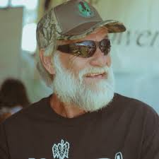 Uncle John Lind's memorial service will be held tomorrow, Saturday July 23.  Visitation will be held from 9:00am to 12:00pm at St. Mary's Church in  Hāna; mass will begin at 11:00am; burial