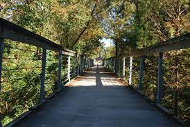 Old Railroad Tracks Turned Into The Trace To Be Enjoyed By Bikers And Walkers Runs From Covington Throu Covington Louisiana Louisiana Homes Lake Pontchartrain