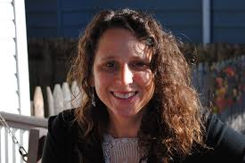 Jennifer Hunter's Instagram, Twitter & Facebook