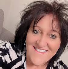 TRAFFIC NEWS Big tree across the road