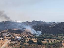 Os meios de combate ao incêndio estão a depositar toda a sua atenção para defender as povoações e também estão a evitar que o fogo chegue a uma. 3oyvudpmmnbqzm