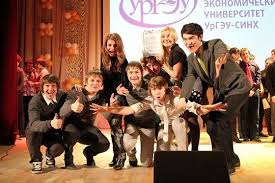 Доходы семьи заметно увеличились, и нурлан перевез жену и дочь из съемной квартиры в таунхаус. Nurlan Saburov Biografiya Foto Lichnaya Zhizn Zhena I Deti Rost I Ves 2021 Uznaj Vsyo