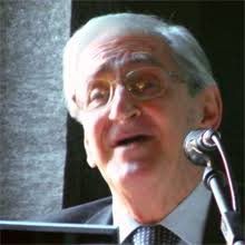 Professor Luigi Borgia dell&#39;Accademia internazionale araldica, luminare della materia. Il professore ha presentato una relazione storico-araldico nobiliare ... - borgluig