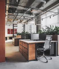 Pin By Orhun Kandemir On Favorite Office Interior Design Commercial Office Furniture Modern Office Space Commercial And Office Architecture