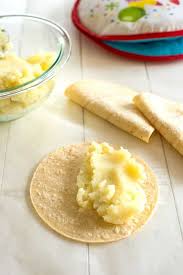 How To Make Tacos Dorados De Papa Como Hacer Tacos Dorados Mexican Food Recipes Food Potato Tacos