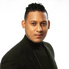 QH “MEN IN THE ARTS”