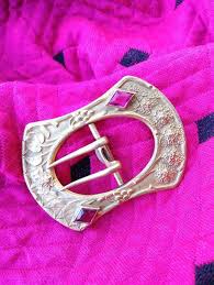 Vintage 1890s Art Nouveau Buckle Brass W Gold Wash Etsy Gold Wash Art Nouveau Art Nouveau Flowers