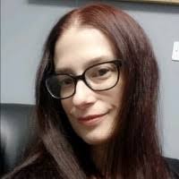 Kara Swank's Instagram, Twitter & Facebook