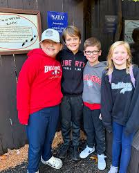 3rd grades field trip to...