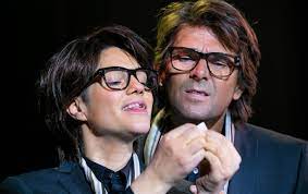 He was married to jewelry designer efva attling from 1985 to 1995, and has two children with her, adam strömstedt (born 1988) and simon strömstedt (born 1991). Niklas Stromstedt Storhetsvansinne Pa Borsen Dn Se