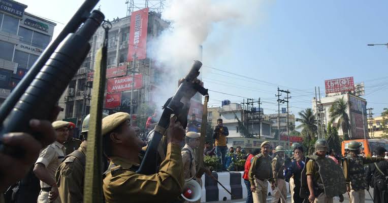 guwahati curfew के लिए इमेज नतीजे"