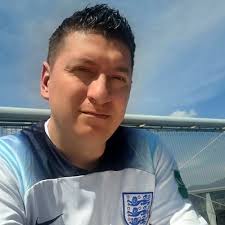 Eduardo Bello ❄️ (@rayzo25)