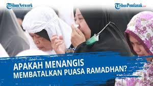 Masuknya benda ke dalam tubuh dengan sengaja melalu lubang yang terbuka seperti yang sudah kita tahu bahwa definisi dari shaum puasa adalah imsak atau menjaga, menahan sesuatu agar tidak masuk kedalam tubuh kita. Eceuuzpwnsccym