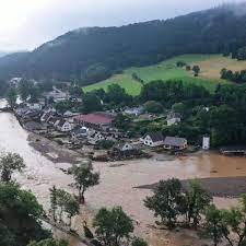 Häuser in der eifel eingestürzt + dammbruch an talsperre droht + merkel äußert sich bestürzt + der newsblog. Zkwvqpodcbrwmm