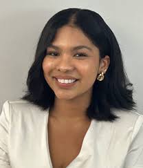 Samantha Aguilera's Instagram, Twitter & Facebook