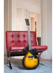 It was discontinued in 1963, and en.wikipedia.org 1955 Gibson Les Paul Junior
