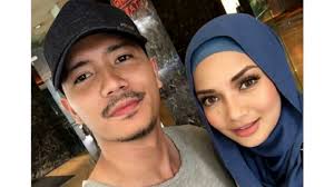 Haaa kali ini dalam motif viral, kami bawakan para pelakon suri hati mr. 1 Fattah Amin Neelofa Shopping In Singapore Suri Hati Mr Pilot Ejaz Fakhri Warda Youtube