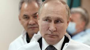 Russia Ukraine war: Putin accused of faking visit to hospital due to man in  photo