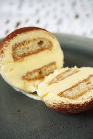 Dessert De Noel La Boule Glacee Tiramisu Buche De Noel Revisitee Dessert Noel Boule Dessert Noel Recette Dessert Noel