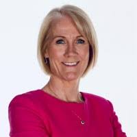 Gail Molloy's Instagram, Twitter & Facebook